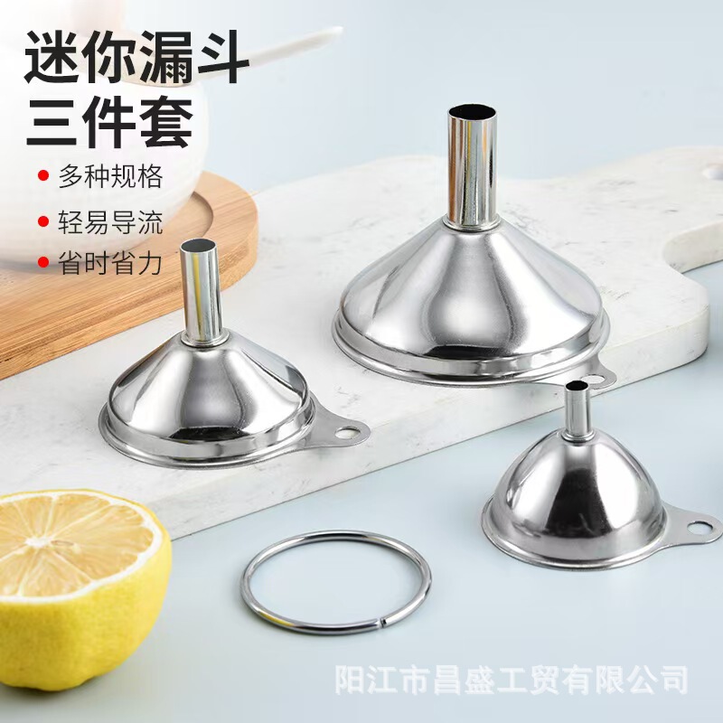 Stainless Steel Funnel Three-piece Hanging Household Kitchen Oil Pour Large small size Wine Funnel Lifting Lift Drum Beater Spoon Stainless Steel Funnel Three-piece Hanging Household Kitchen Oil Pour Large small size Wine Funnel Lifting Lift Drum Beater Spoon