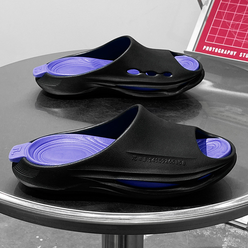 Zapatillas para hombres y mujeres con suela gruesa en verano para casa interior para parejas de baño para pisar excrementos zapatillas frías se pueden usar