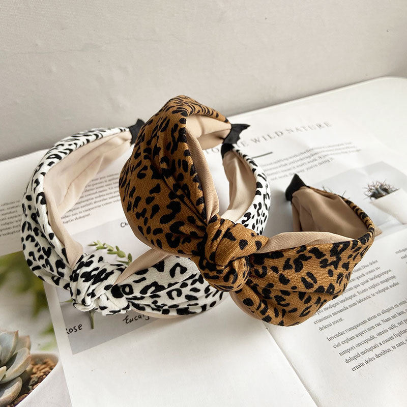 Women's Ig Style Retro Leopard Cloth Hair Band display picture 4