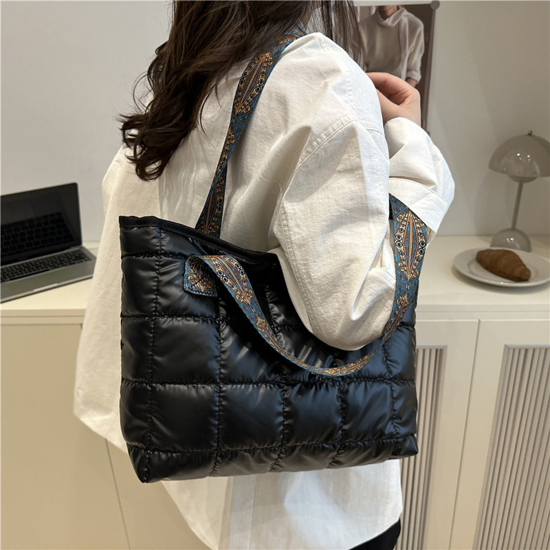 太空棉服包包女2025新款复古百搭轻便腋下单肩包大容量通勤托特包|undefined