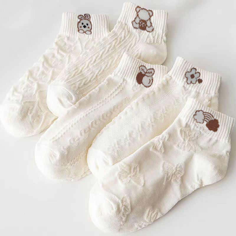 White sports Japanese cartoon socks for leisure