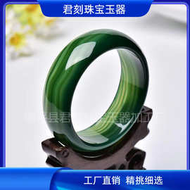 厂家批发巴西碧绿色缠丝花纹玉髓手镯绿玛瑙女款玉镯直播礼品货源