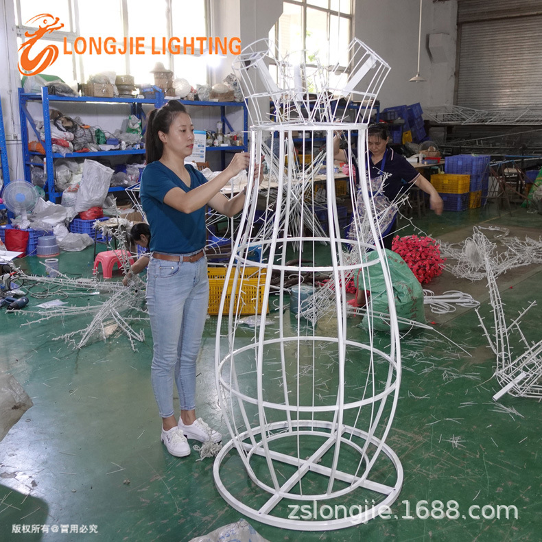 8640�� ��4.5�� ˮ���������͵ƻ���װ�� �ݿǵƴ�ʥ������Ը����