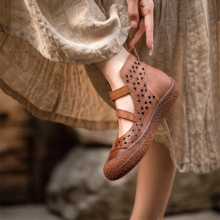 Women's Retro Comfortable Low Cut Shoes with Velcro Slip-On Design Hollow out Breathable Thick Soled Casual Shoes for Autumn_voghion.com
