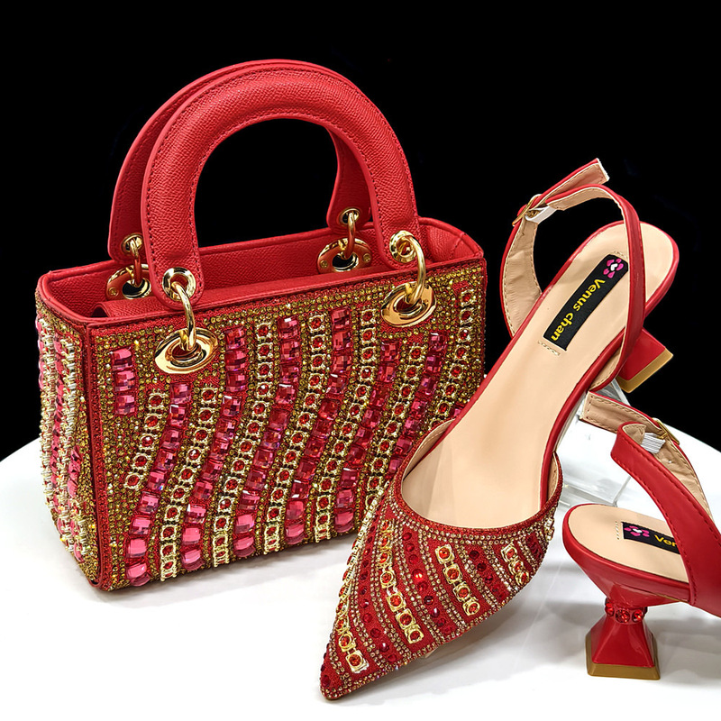 Export Foreign Trade Shoe and Bag Set Combination, Pointed-Toe Women's Shoes Paired with Square Handbag, Wave-Shaped Full Rhinestone Design Export Foreign Trade Shoe and Bag Set Combination, Pointed-Toe Women's Shoes Paired with Square Handbag, Wave-Shaped Full Rhinestone Design