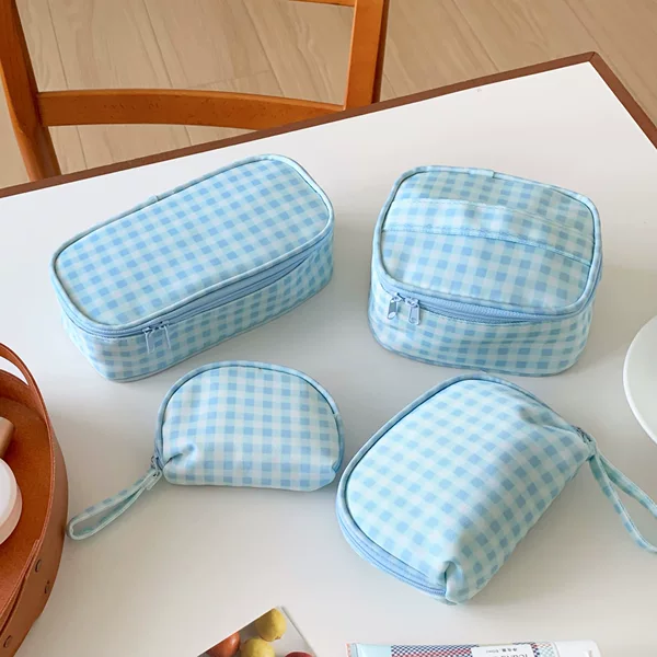 Korean-Style Blue Plaid Makeup Bag for Women, Large Capacity, Portable Travel Storage Bag, Partitioned Toiletry Storage Bag