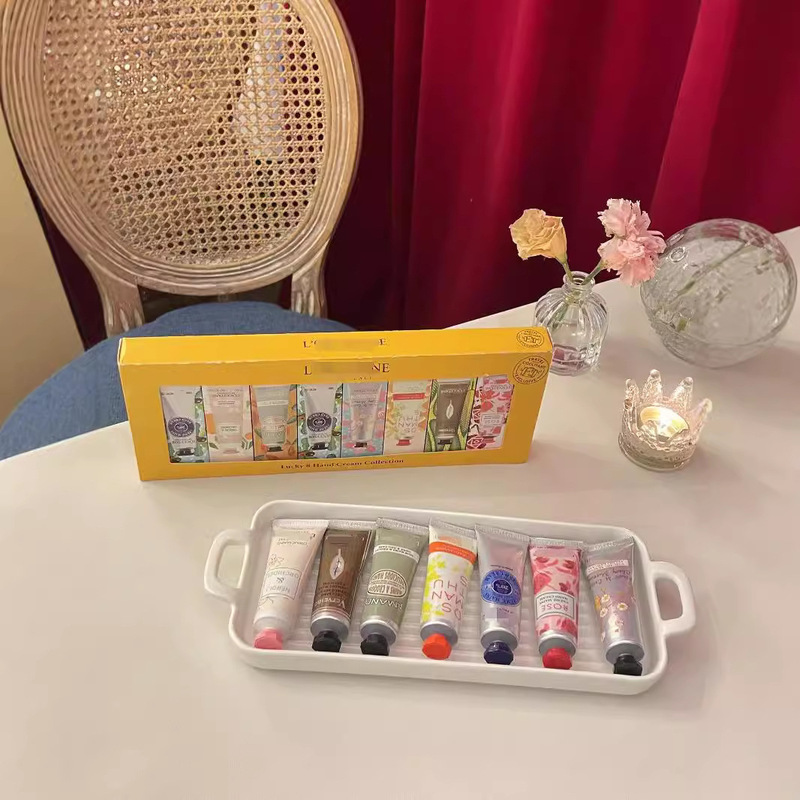 新しい Oudan イエロー ハンド クリーム 30 ミリリットル * 8 パック秋と冬の保湿ハンド クリーム ホリデー ギフト ボックス シルバー フィルム シール|undefined