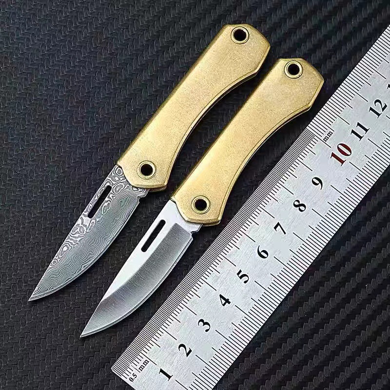 户外锋利黄铜折刀D2钢刀防身便携水果刀挂件拆快递刀野营工具开箱