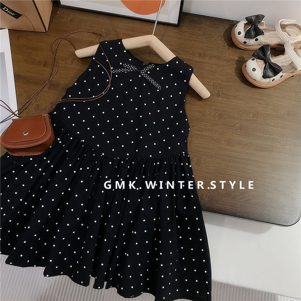 black summer skirt