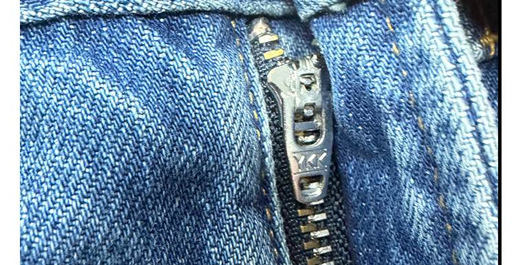 Högmidjade flare jeans för kvinnor blå med graffiti tryck_voghion.com