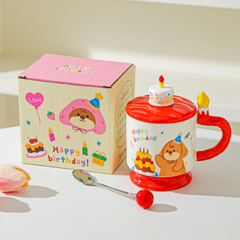 Bonita tarta de cumpleaños de dibujos animados taza de alto valor creativo regalo de cumpleaños de mano casero con taza de agua cubierta