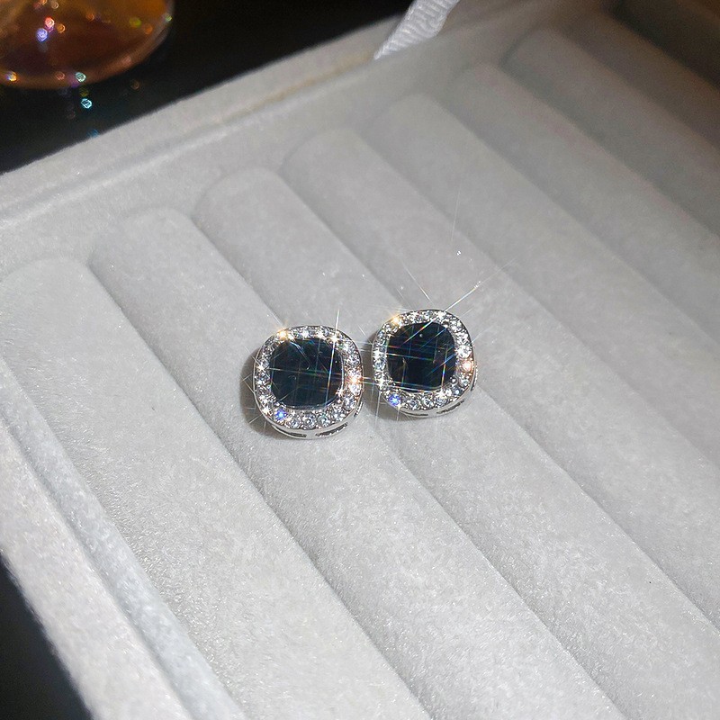 Medieval vintage diamantes geométricos oval pendientes collar ligero lujo nicho cadena clavícula juegos de joyería retro