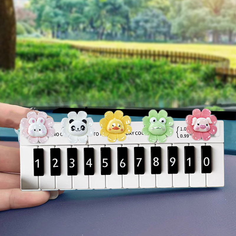 Un conjunto de parches de animales pequeños de marca de estacionamiento de piano blanco