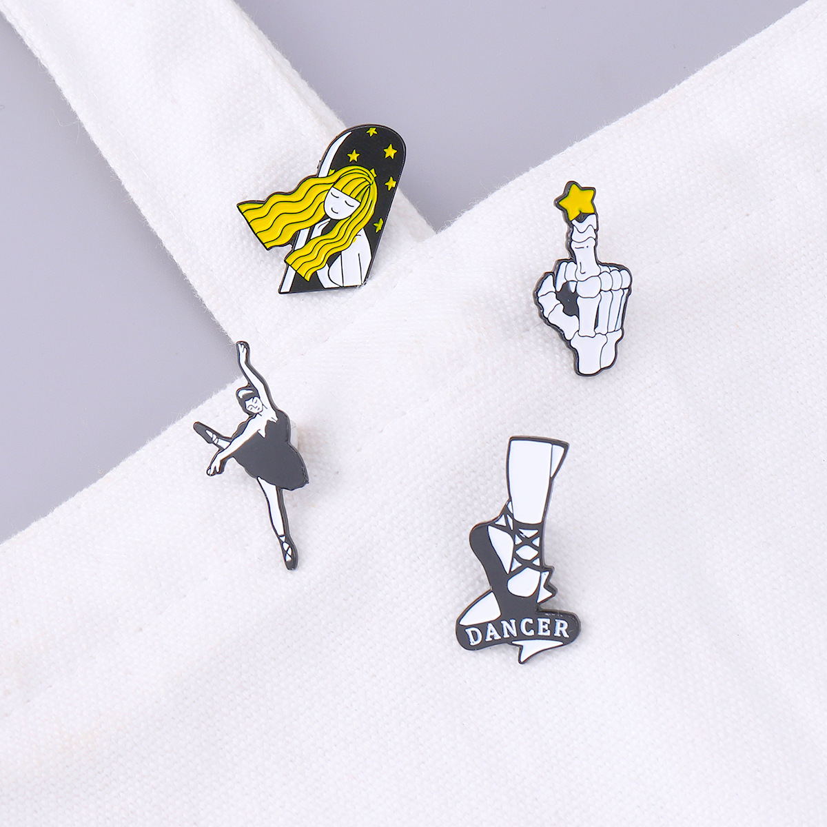 Stoving Varnish Design Simple Style Style Simple Style Pin Cartoon Character Zinc Alloy Stoving Varnish Unisex Brooches