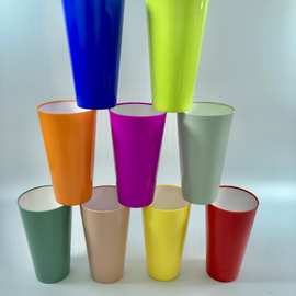 创意新款膜内贴饮料杯多种花色可选塑料吸管杯卡通注塑杯厂家直供