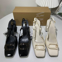 New product square toe French high heels, thick heel, metal buckle decoration, shallow mouth exposed heel, women's fashion sandals for wearing outside