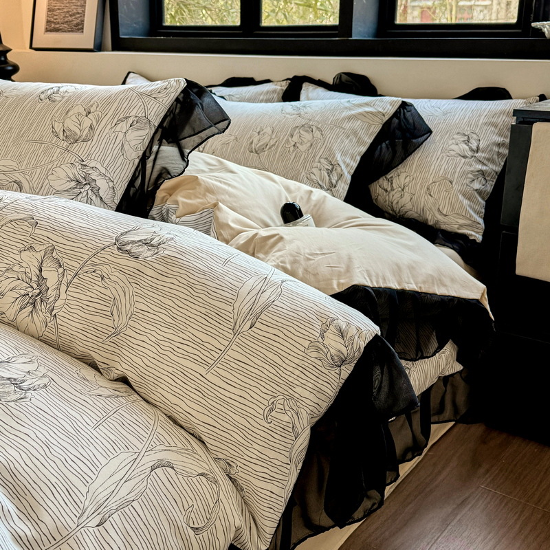 Vintage påslakanset i bomull med spets i nordisk boho stil_voghion.com