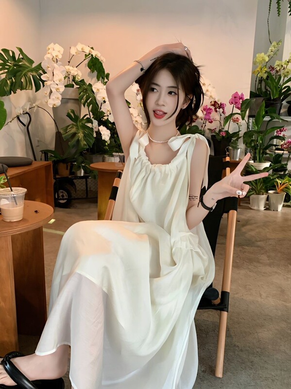 Summer Sweet 2025 New Style Slimming Fashionable Gentle Style Off-White Mid-Length Suspender Dress Women's Chic Summer Sweet 2025 New Style Slimming Fashionable Gentle Style Off-White Mid-Length Suspender Dress Women's Chic