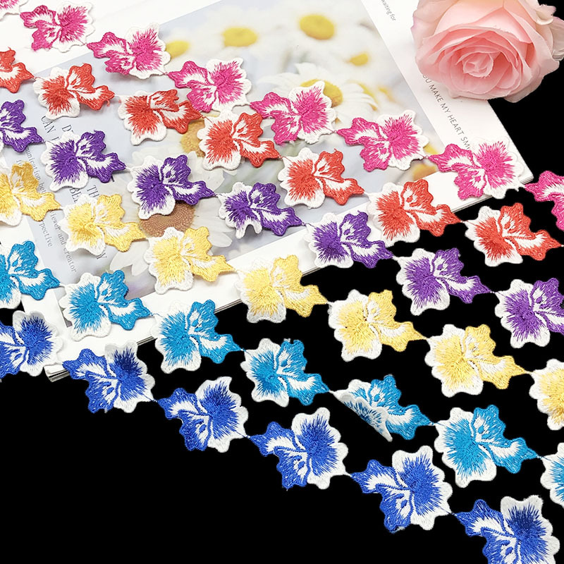 现货供应刺绣水溶花边蕾丝花边条码电脑绣花服装辅料swiss lace