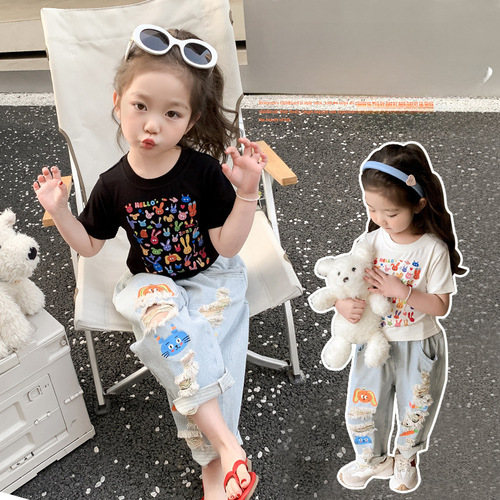 Girls' Doodle Rabbit Casual Set 2024 Summer New Arrival Fashionable Baby Set for Girls Two-Piece Set for Young Children