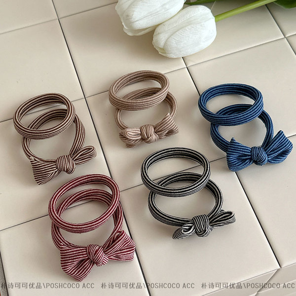 Elastic towel with bow
