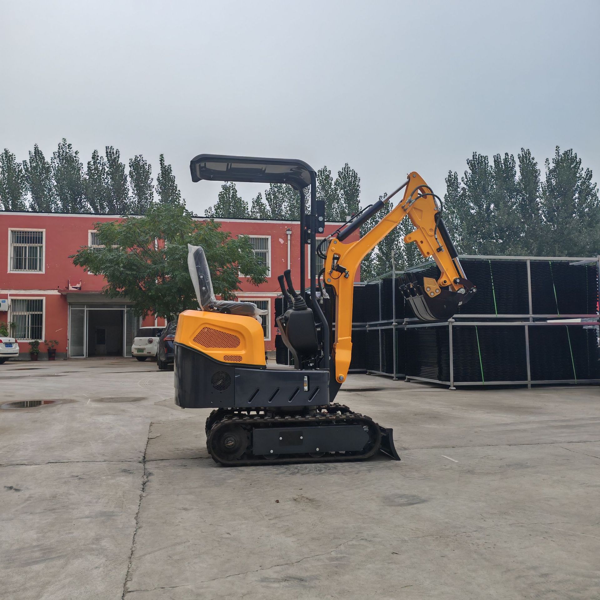 ingeniería del sitio de construcción huerto verde pequeña excavadora agrícola doméstica trituradora mini gancho pequeño 12C pequeña excavadora