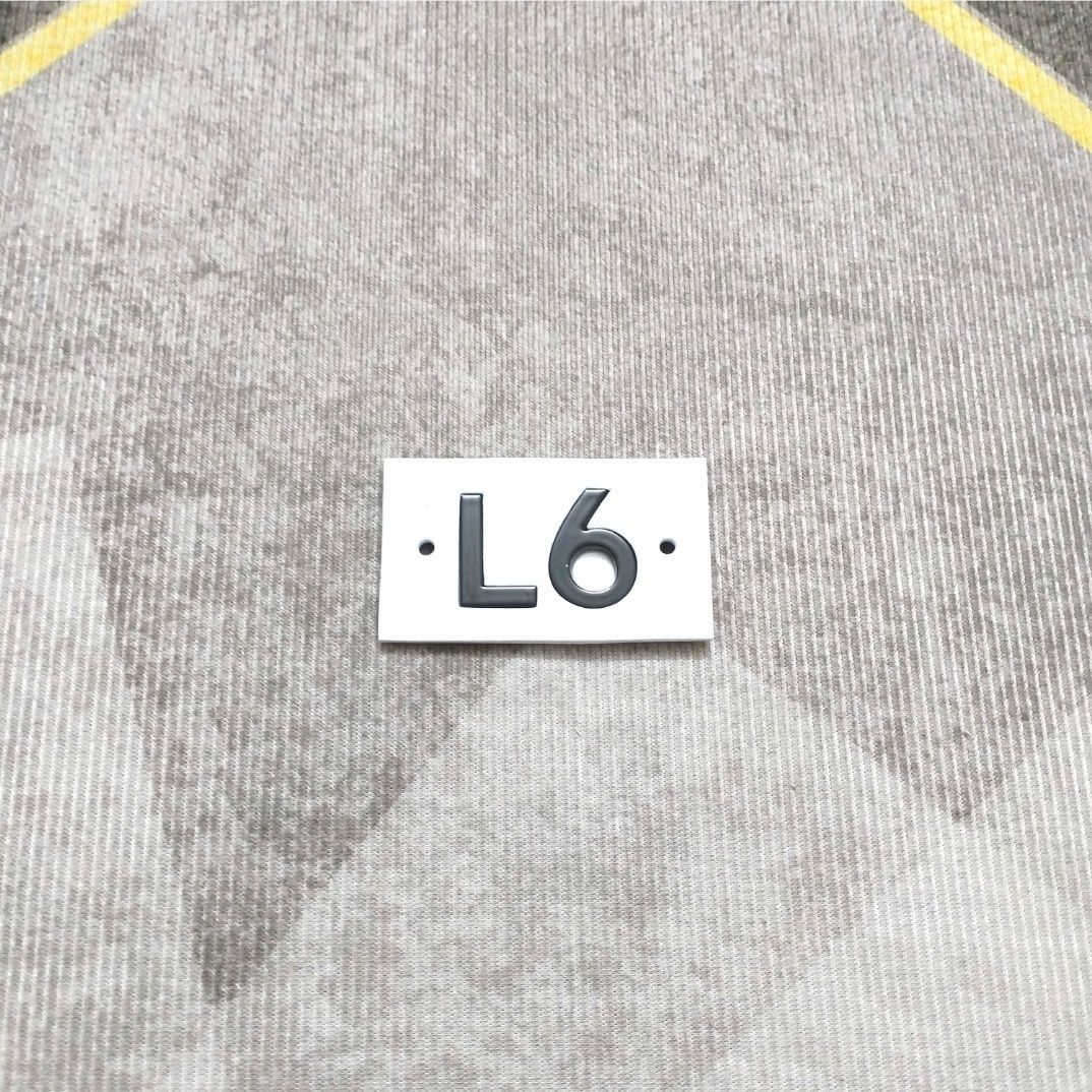 Suitable for Ideal One Hood Logo, Rear Logo, Car Logo, Trunk Logo, Tailgate L6L7L8L9 Letter Logo Modification