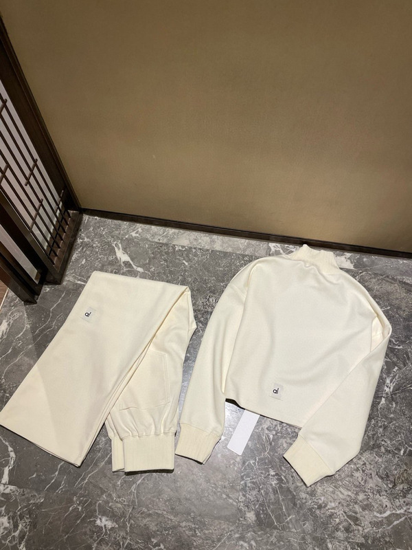 ALO新款时尚套装穿搭高领卫衣高腰直筒卫裤秋季重磅重工时尚套装|undefined