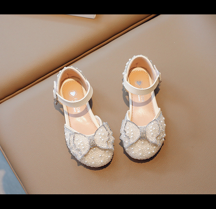 Sandali per bambini con paillettes di diamanti e acqua dolce principessa Baotou 2023 nuove scarpe estive in pelle per bambina_voghion.com