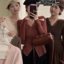 法式针织衫女上衣春季新款v领拼接蕾丝设计感打底衫气质交叉毛衣