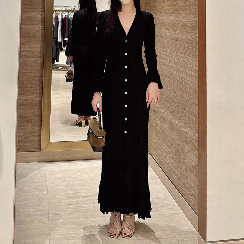 S Brand 2025 Early Autumn Women's Clothing, Elegant and Graceful, Bell Sleeves, V-Neck, Slim Fit, Ruffled Knit Long Dress for Women