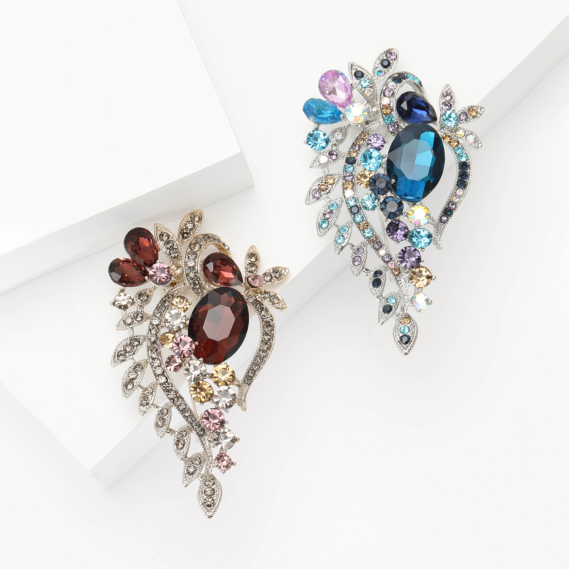 metal small glass fashionable brooch