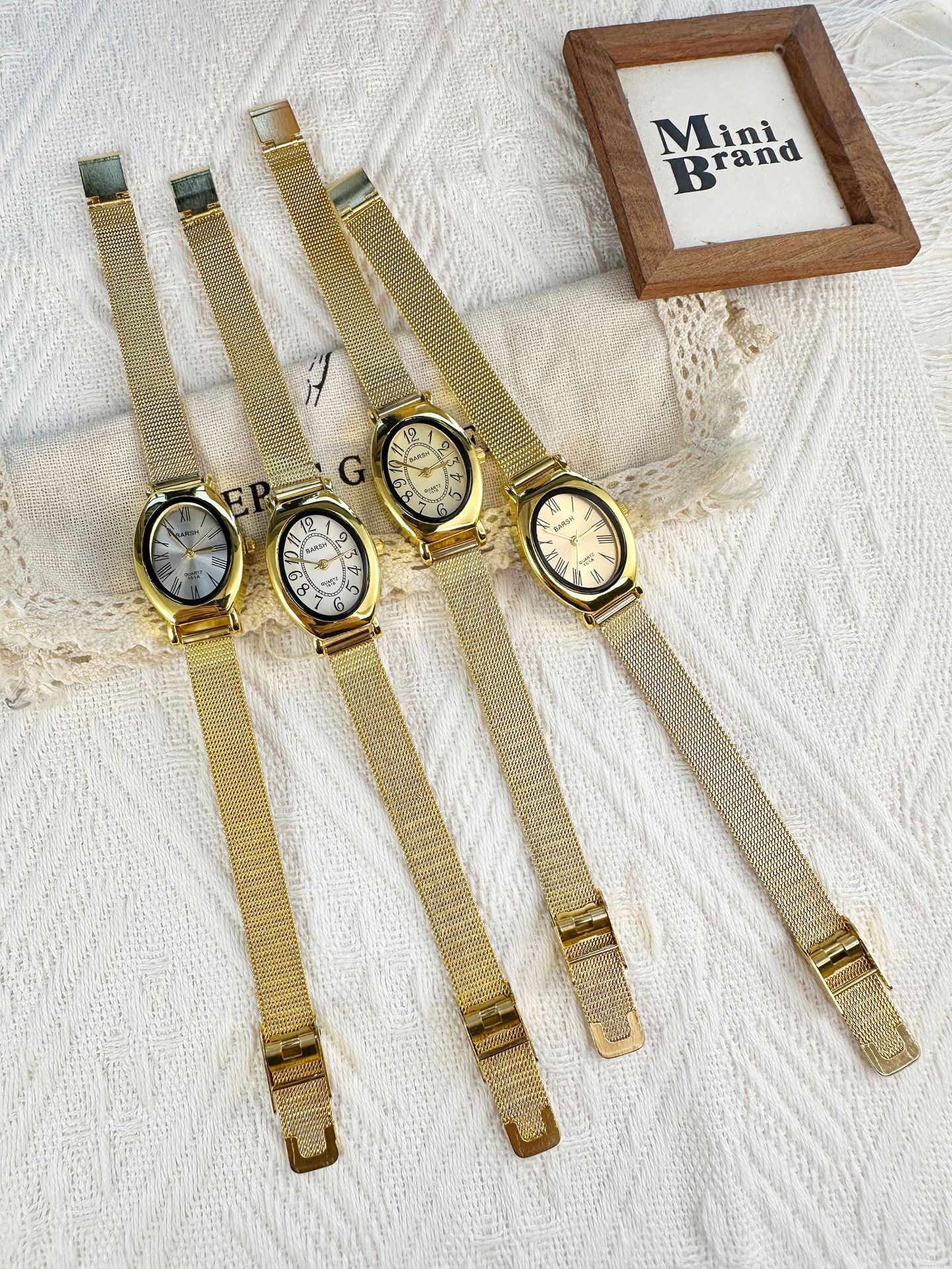 85g Weight Ordinary Glass Mirror Material Alloy Strap Material Watch Classification Pointer, Number Display Type Concealed Buckle Buckle Style Oval Dial Shape Weekend, Learning, Daily Occasion Quartz Movement Geometric Pattern All Seasons Season Women's Gender Casual, Modern Style Style Casual Modern Style Geometric Concealed Buckle Quartz Watch 19