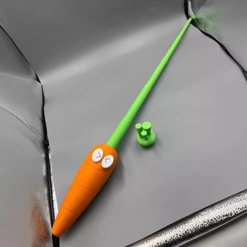 Directo de fábrica espada de rábano retráctil rábano palo cuchillo zanahoria forma descompresión juguete creativo impresión 3D Internet celebridad