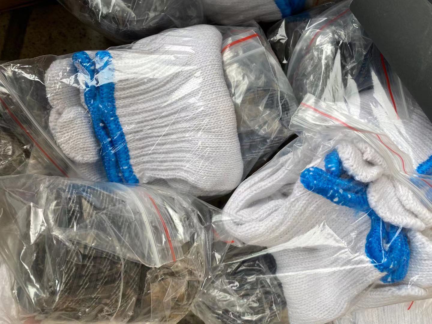 469997d10f1f604d705a54d1592067