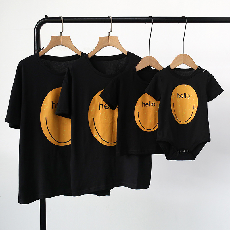 En stock impreso gran cara sonriente 2021 ropa infantil de verano coreano nuevos niños Camiseta de manga corta bebé mameluco del bebé