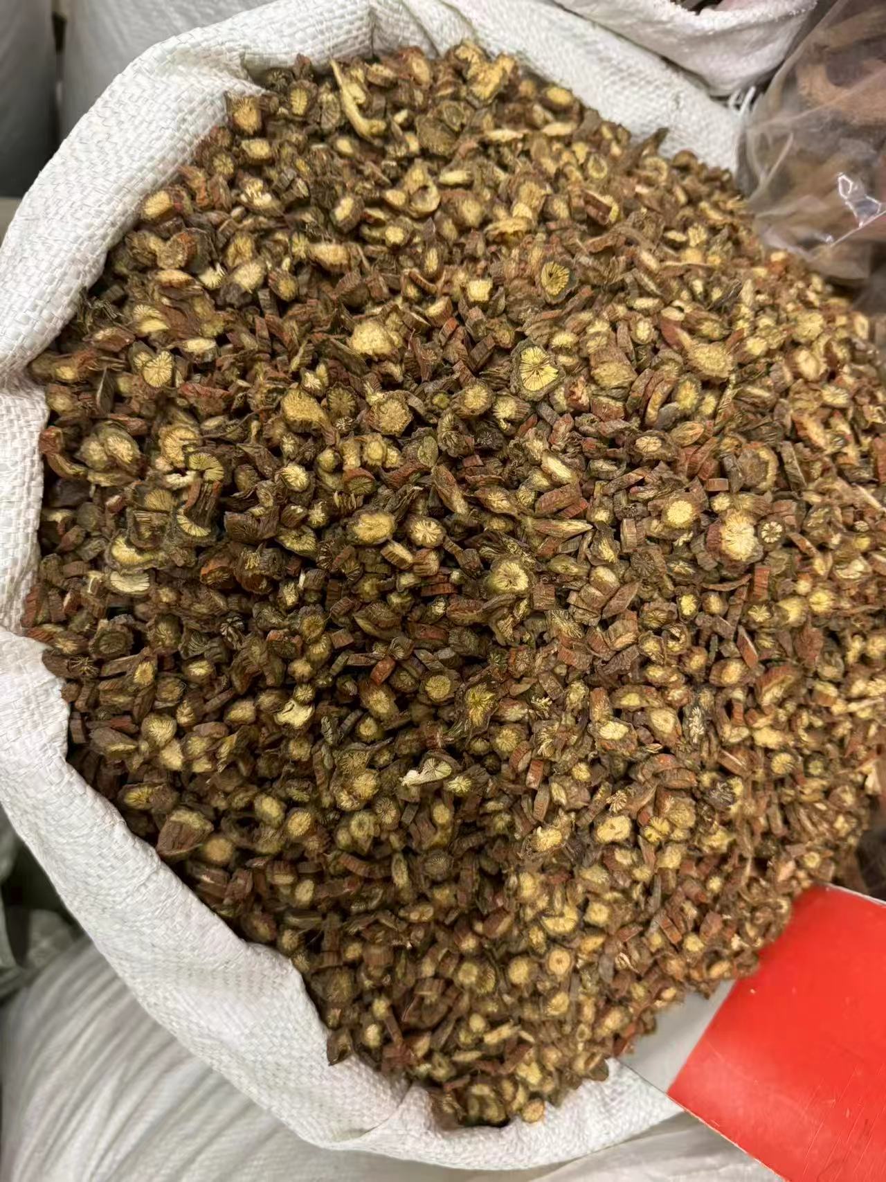 Shandong Red Sage Slices Dan Shen 1000g Traditional Sweat-Processed Purple Dancong Sulphur-Free Dried Herb for Decoction in use
