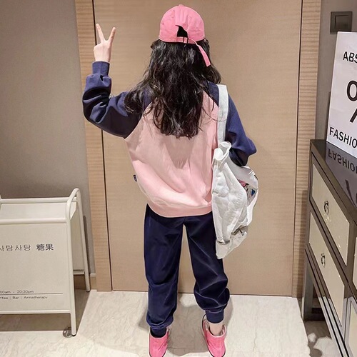 Set of Girls' Autumn Outfits  New Stylish Trendy Medium and Large Children's Sport Sweatshirts and Sweatpants Two-Piece Set