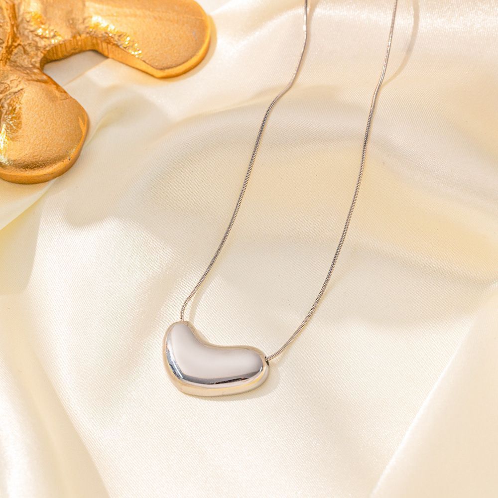8g Weight PVD Coated Gold Plating Process 18K Real Gold Plated Plating Material 304 Stainless Steel Pendant Material Layered Necklaces, Pendant Necklace Classification 304 Stainless Steel Chain Material Paperclip Chain, cable chain, Twisted Rope Chain Chain Type 1 Piece Quantity Casual, Daily, Date Occasion 304 Stainless Steel Material Heart Shape Pattern Women's Gender Sweet, IG Style Style Plating Craft Heart Shape Titanium Steel Sweet IG Style Layered Necklaces Pendant Necklace 23