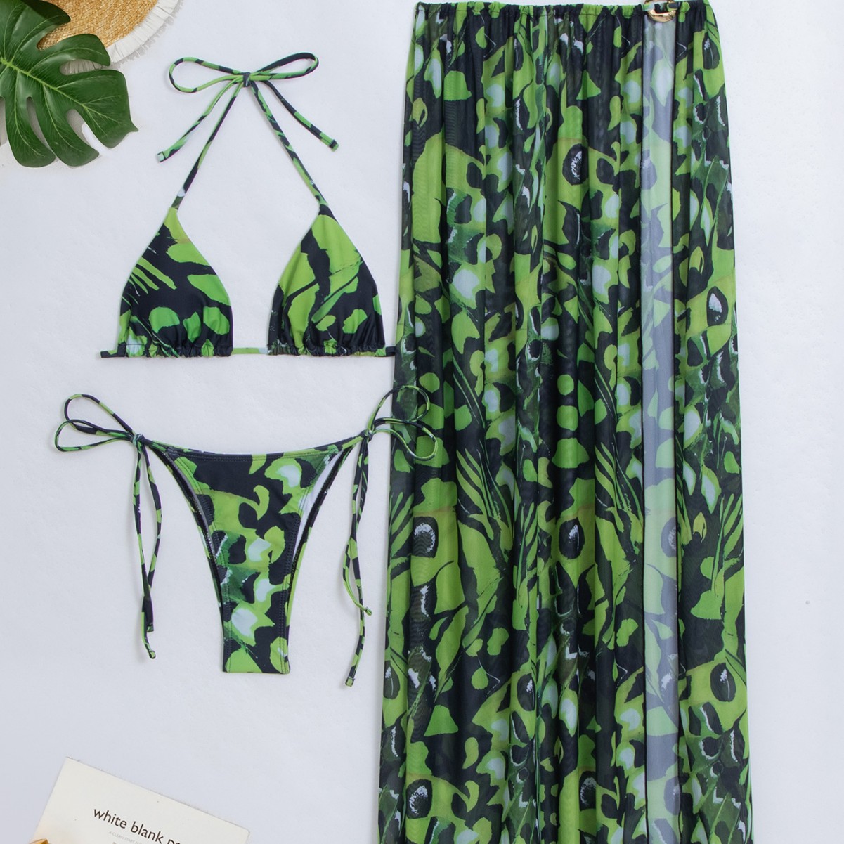 Sexy bikini voor dames met luipaardprint en meerdere touwtjes, perfect om te zwemmen en naar het strand te gaan._voghion.com