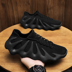 Spring and Summer New Breathable Flyknit Shoes for Men and Women, Trendy Sports Coconut Shoes with Octopus Sock Feet