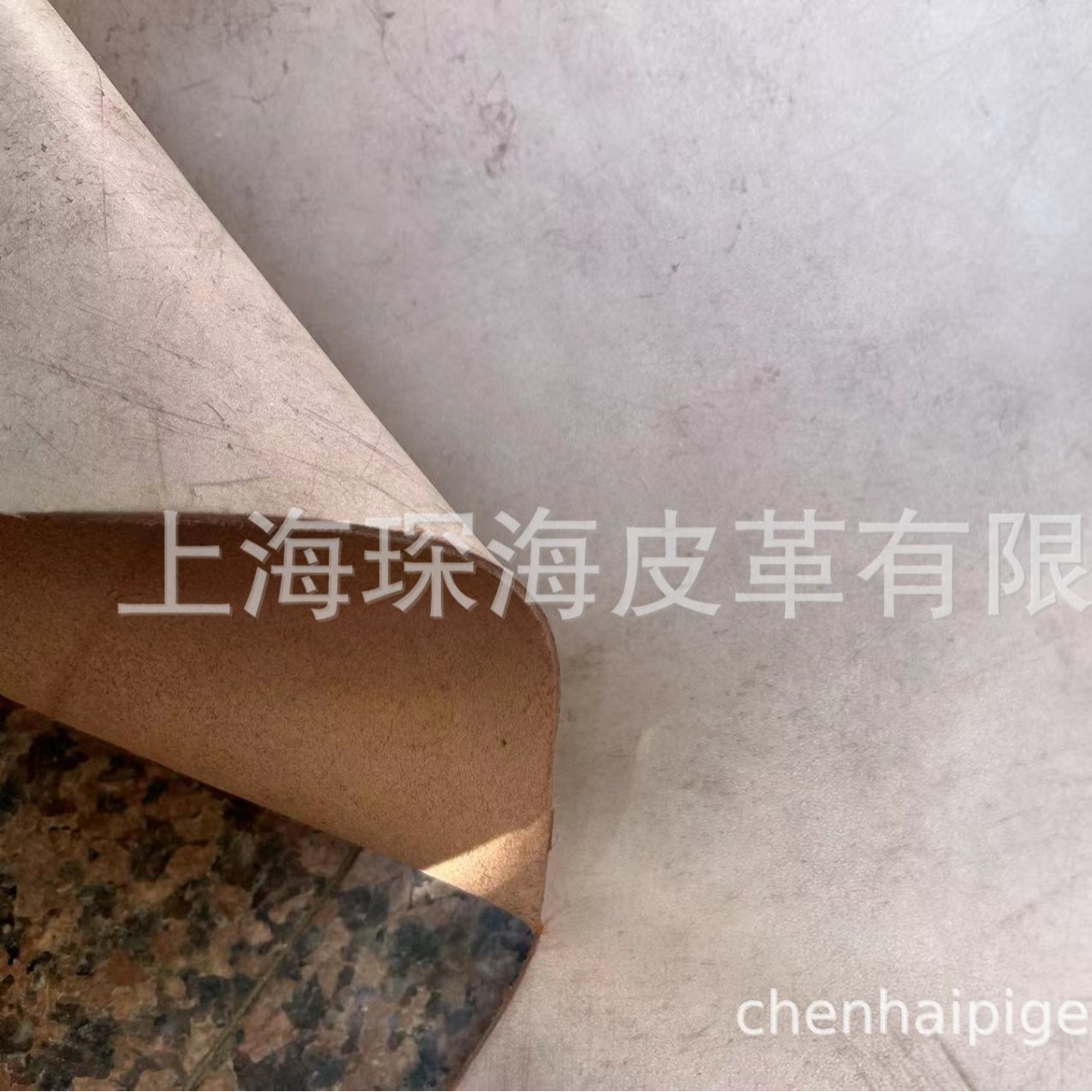 头层牛皮 皮革皮料 牛皮面料 整张牛皮 雾蜡皮 棕白色
