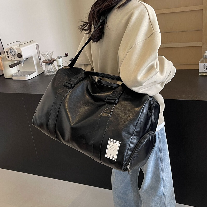 Luggage Bag Sports Travel Bag Large Capacity Boarding Handbag Dry and Wet Separation Fitness Travel Shoulder Bag for Women