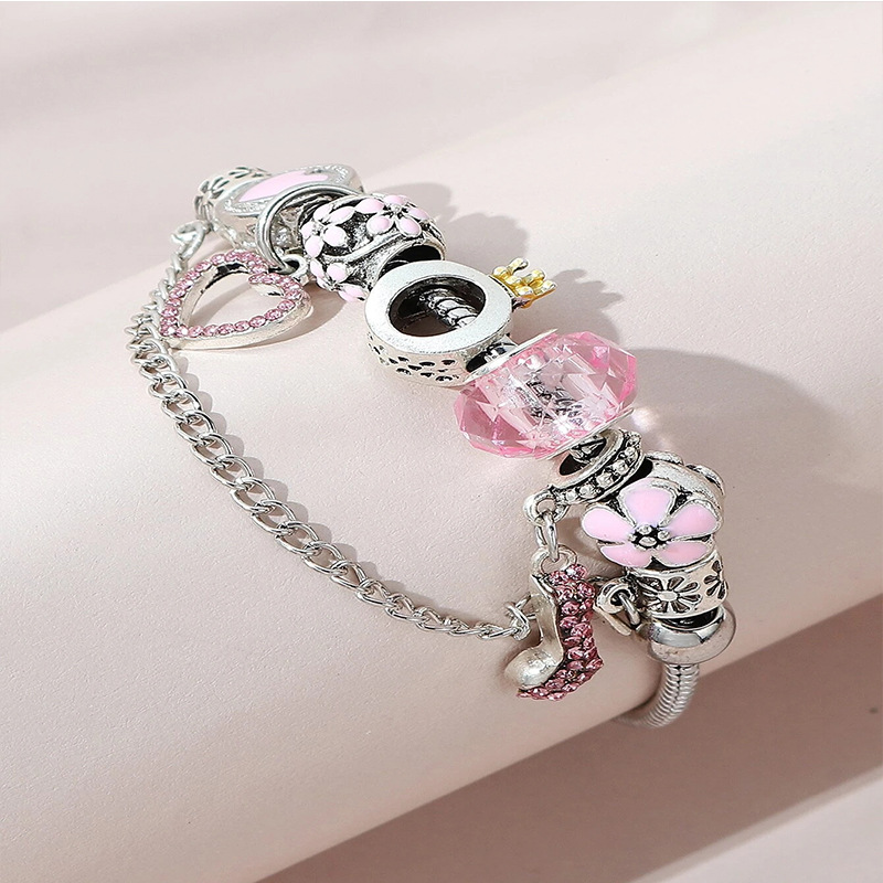 Panjia pulsera Dora DIY cuentas explosivas transfronterizas tacones altos colgantes bordados accesorios de pétalos de amor pulsera de cobre