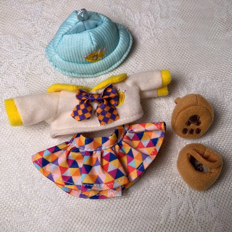 手作兔小衣服 22元_conew1