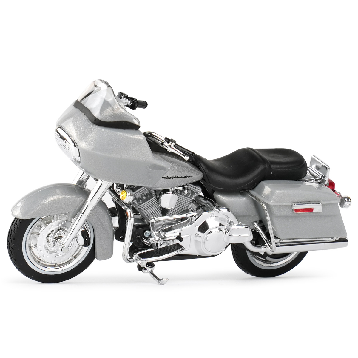 2002 FLTR Highway Gliding silver