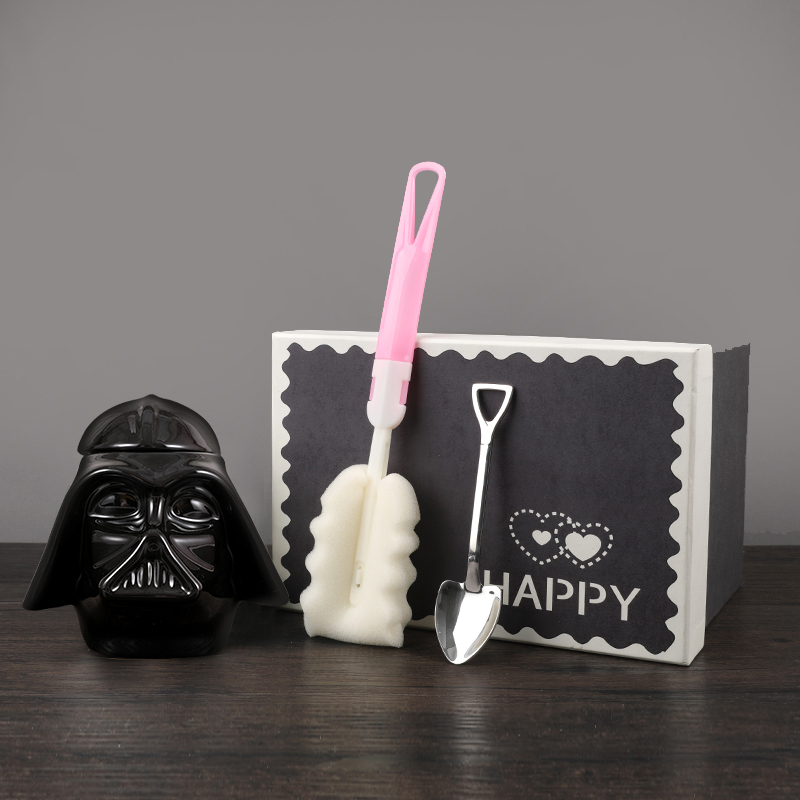 Tendencia creativa transfronteriza taza de gran capacidad con cubierta con cuchara taza de cerámica Star Wars taza de agua