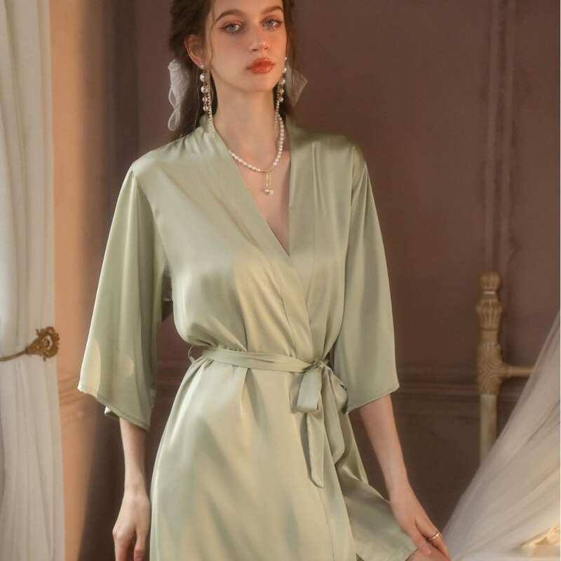 Spring and Summer New Women's Summer Loose Large Size Wedding Morning Gown Casual One Piece Nightgown Silk Bathrobe Outer Gown Spring and Summer New Women's Summer Loose Large Size Wedding Morning Gown Casual One Piece Nightgown Silk Bathrobe Outer Gown