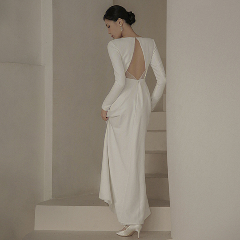 Vestido de Novia Ligero Estilo Hepburn, Estilo Francés Simple, Otoño 2025, Nuevo, Espalda Descubierta, Manga Larga, Cubre Brazos, Satén Blanco image 7