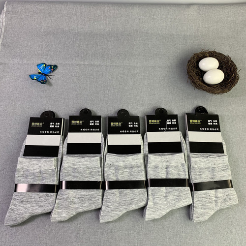 Summer, Autumn, and Winter Promotional Men's Medium Plain Color Casual Socks, Fashion Business Wholesale High-Volume Cotton Socks